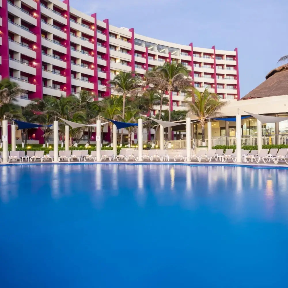 Crown Paradise Club Cancún