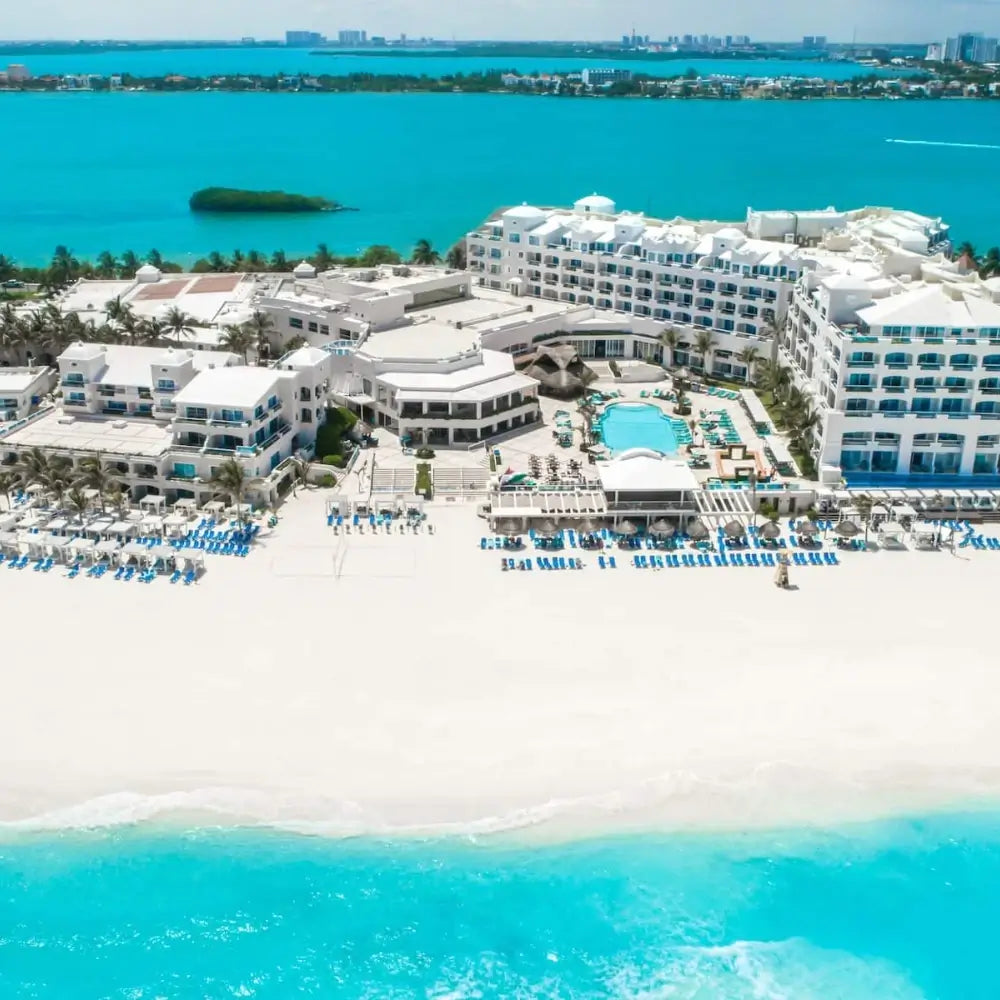 Wyndham Alltra Cancún