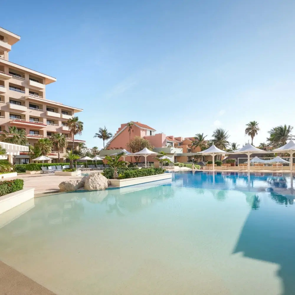 Wyndham Grand Cancún All Inclusive Resort & Villas